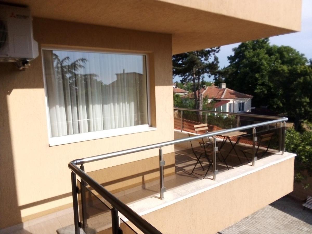 Byala Residence Apartments Exterior photo